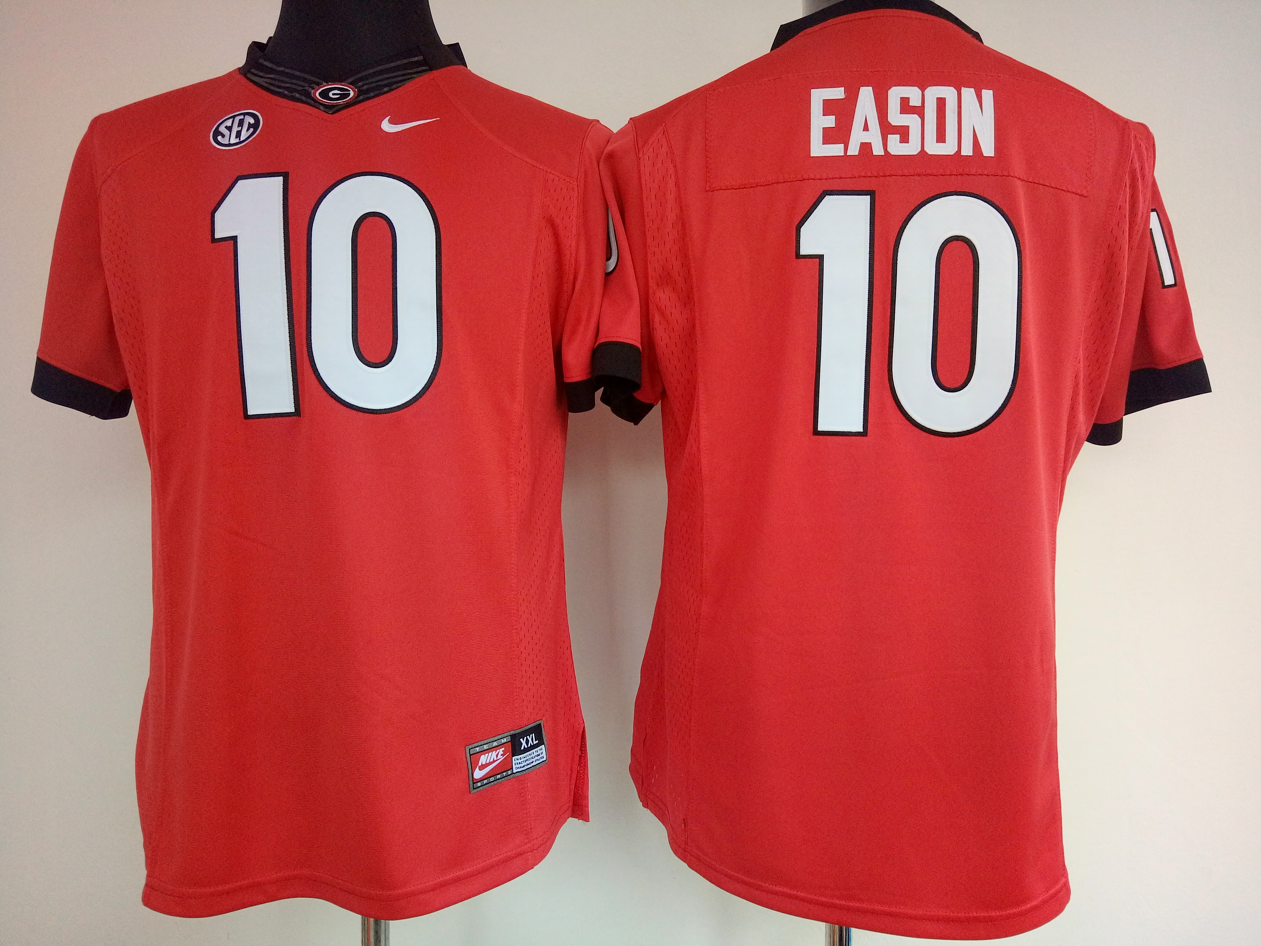 NCAA Womens Georgia Bulldogs Red 10 eason jerseys